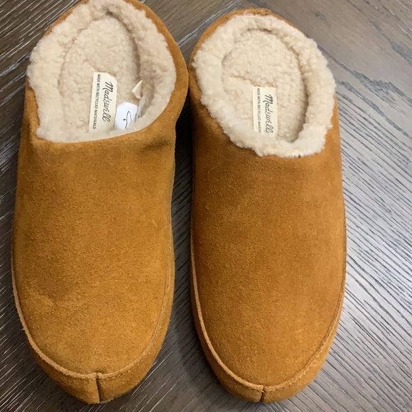 Madewell suede scuff size 6 slipper lined with soft sherpa inside - Picture 7 of 13